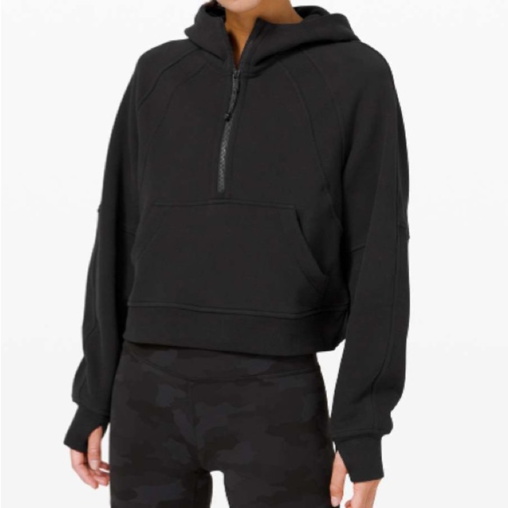 Lululemon Scuba Oversized Half-Zip Hoodie (M/L)
Black